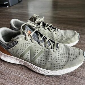 New Balance Fresh Foam Arishi Green With Brown Leather Size 9US EU42.5